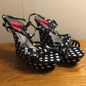 Black and white Polka Dot Wedges